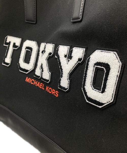 MICHAEL KORS（マイケルコース）MICHAEL KORS (マイケルコース) TOKYOワッペンキャンバス2WAYトートバッグ ブラックの古着・服飾アイテム