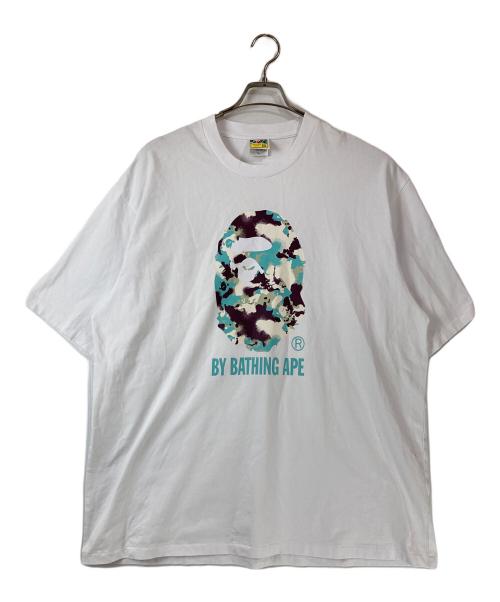 BAPE BY A BATHING APE（ベイプバイアベイシングエイプ）BAPE BY A BATHING APE (ベイプバイアベイシングエイプ) MAP CAMO BY BATHING APE RELAXED FIT TEE ホワイト サイズ:2XLの古着・服飾アイテム