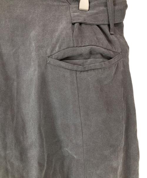 SOUMO（ソウモ）SOUMO (ソウモ) スラックス グレー サイズ:1の古着・服飾アイテム