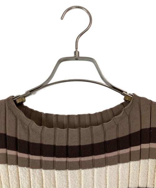 HER LIP TO（ハーリップトゥ）HER LIP TO (ハーリップトゥ) Cotton Striped Ribbed Knit Dress/コットンストライプリブニットドレス キャラメル サイズ:S 未使用品の古着・服飾アイテム
