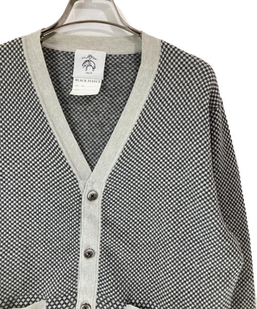 BROOKS BROTHERS BLACK FLEECE（ブルックスブラザーズ ブラックフリース）BROOKS BROTHERS BLACK FLEECE (ブルックスブラザーズ ブラックフリース) カシミア混 トリコロールストライプカーディガン グレー サイズ:BB2の古着・服飾アイテム