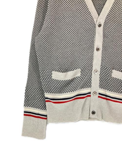 BROOKS BROTHERS BLACK FLEECE（ブルックスブラザーズ ブラックフリース）BROOKS BROTHERS BLACK FLEECE (ブルックスブラザーズ ブラックフリース) カシミア混 トリコロールストライプカーディガン グレー サイズ:BB2の古着・服飾アイテム