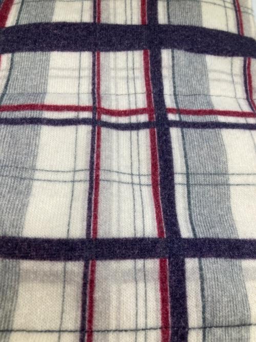MONCLER GAMME BLEU（モンクレール ガム ブルー）MONCLER GAMME BLEU (モンクレール ガム ブルー) チェックダウンマフラー/SCIARPA ベージュの古着・服飾アイテム