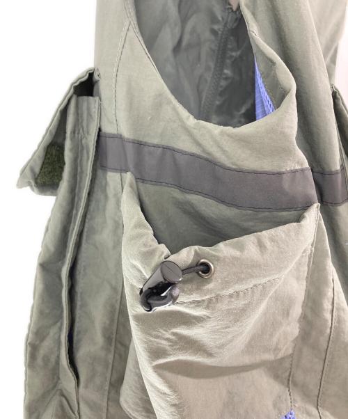 BEAMS（ビームス）BEAMS (ビームス) HELLY HANSEN (ヘリーハンセン) 別注 HH Angler Vest グリーン サイズ:Sの古着・服飾アイテム