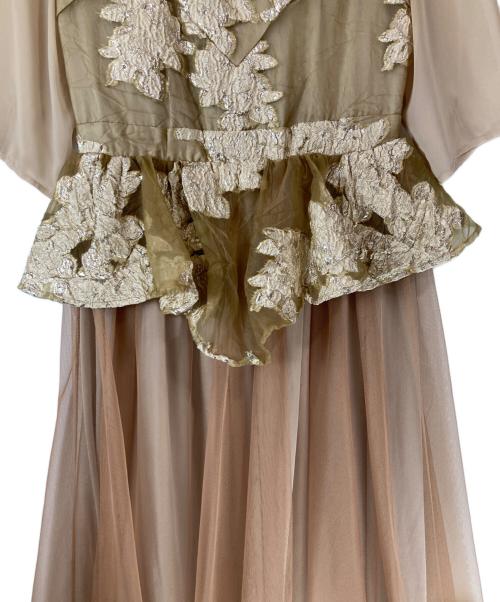Ameri（アメリ）Ameri (アメリ) JACQUARD LAYERED TULLE DRESS/ジャガードレイヤードチュールドレス ベージュ サイズ:Ｍの古着・服飾アイテム