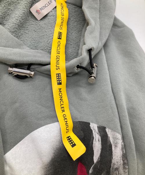 MONCLER GENIUS（モンクレール ジーニアス）MONCLER GENIUS (モンクレール ジーニアス) 1017 ALYX 9SM (テンセブンティーン アリクス ナインエスエム) Double Logo Hoodie グレー サイズ:Lの古着・服飾アイテム
