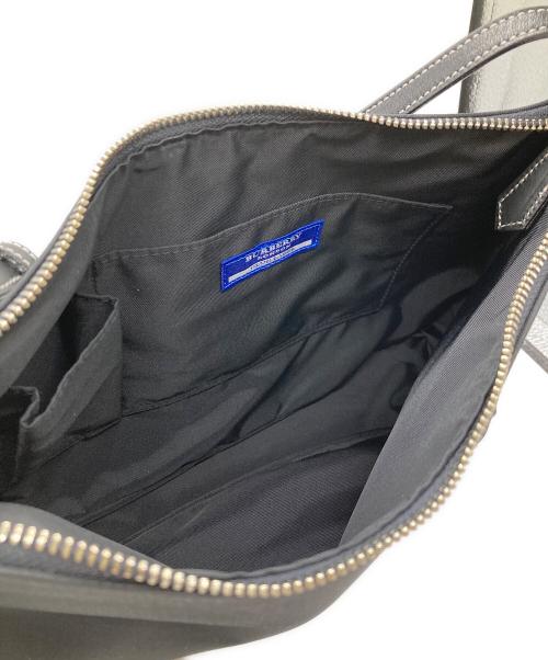 BURBERRY BLUE LABEL（バーバリー ブルー レーベル）BURBERRY BLUE LABEL (バーバリー ブルー レーベル) 底ノヴァチェックワンショルダーバッグ ブラック×ベージュ 未使用品の古着・服飾アイテム