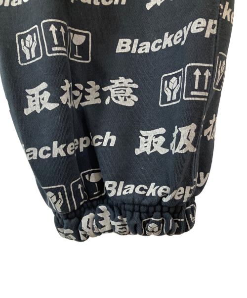 BlackEyePatch（ブラックアイパッチ）BlackEyePatch (ブラックアイパッチ) HANDLE WITH CARE SWEAT PANTS ブラック サイズ:Ｍの古着・服飾アイテム