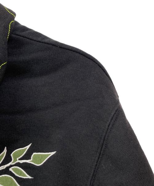 stussy（ステューシー）stussy (ステューシー) LEILOW (レイロー) 裏地サーマル総刺繍スカルパーカー ブラック サイズ:XLの古着・服飾アイテム