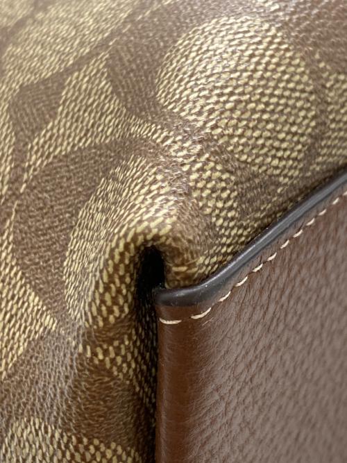 COACH（コーチ）COACH (コーチ) ローガン キャリーオール シグネチャーキャンバス 2WAYバッグ ブラウンの古着・服飾アイテム
