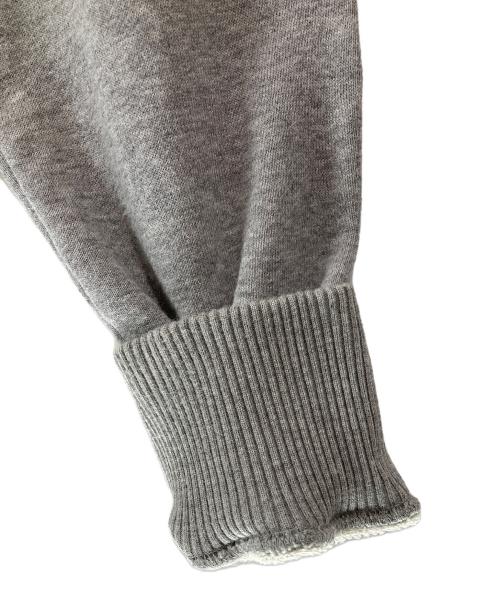 Thom Browne（トムブラウン）Thom Browne (トムブラウン) 4BAR ボタンフーディ- グレー サイズ:Ｌ　の古着・服飾アイテム
