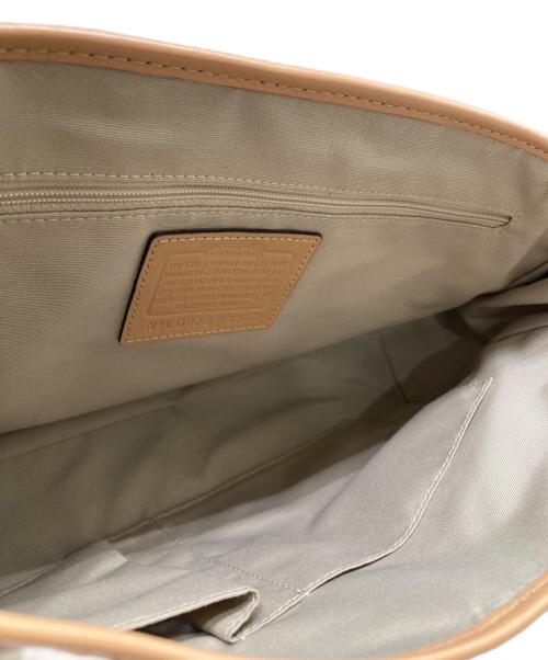 COACH（コーチ）COACH (コーチ) ハンプトンズ シグネチャー サッチェル ベージュの古着・服飾アイテム