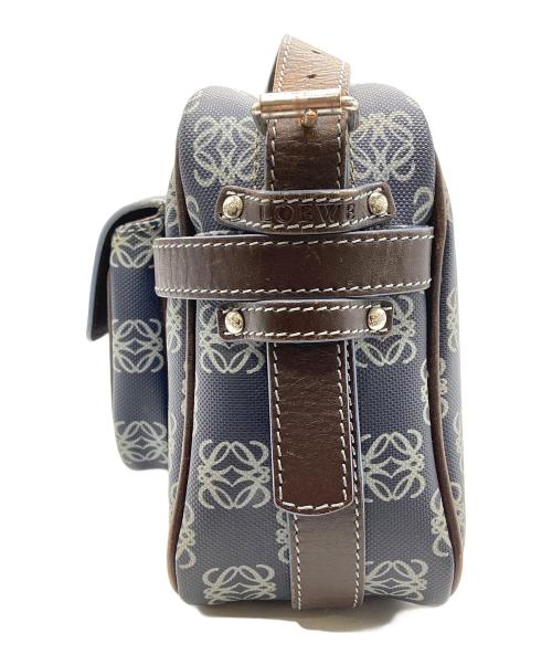 LOEWE（ロエベ）LOEWE (ロエベ) アナグラム総柄PVCショルダーバッグ ネイビーの古着・服飾アイテム
