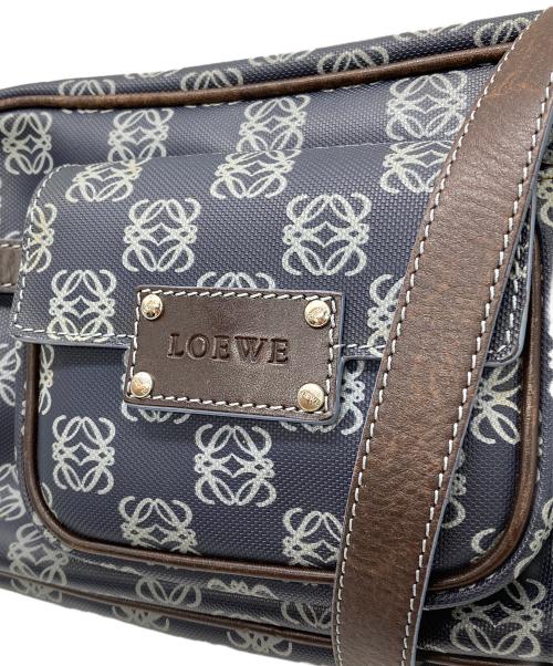 LOEWE（ロエベ）LOEWE (ロエベ) アナグラム総柄PVCショルダーバッグ ネイビーの古着・服飾アイテム