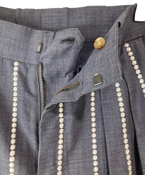 TAAKK（ターク）TAAKK (ターク) 18SS 刺繍ストライプセットアップ グレー サイズ:1の古着・服飾アイテム
