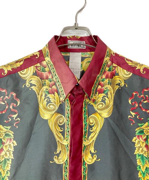 GIANNI VERSACE（ジャンニ・ヴェルサーチ）GIANNI VERSACE (ジャンニ・ヴェルサーチ) バロック柄シルクシャツ マルチカラー サイズ:48の古着・服飾アイテム