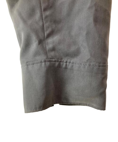 Jean Paul Gaultier homme（ジャンポールゴルチェオム）Jean Paul GAULTIER HOMME (ジャンポールゴルチェオム) レーヨン×ポリ切替クロップドジャケット グレー サイズ:SIZE 50の古着・服飾アイテム