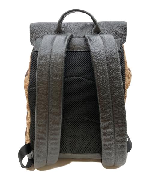 COACH（コーチ）COACH (コーチ) ターナー ストライプ バックパック ベージュの古着・服飾アイテム