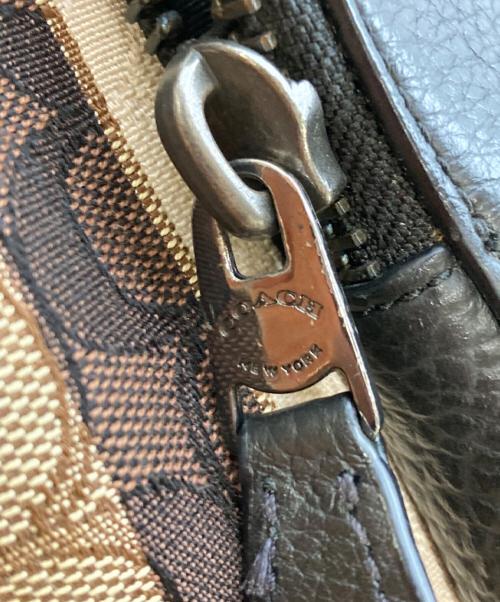 COACH（コーチ）COACH (コーチ) ターナー ストライプ バックパック ベージュの古着・服飾アイテム