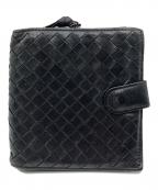 BOTTEGA VENETAボッテガベネタ）の古着「イントレチャート二つ折り財布」｜ブラック