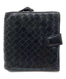 BOTTEGA VENETA（ボッテガベネタ）の古着「イントレチャート二つ折り財布」｜ブラック