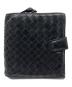 BOTTEGA VENETA（ボッテガベネタ）の古着「イントレチャート二つ折り財布」｜ブラック