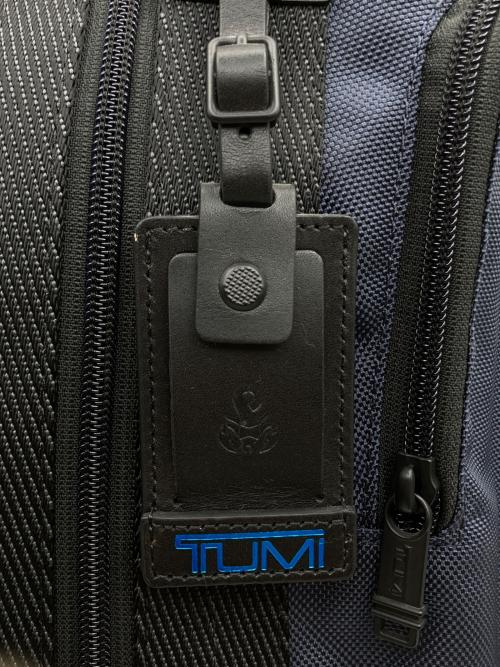 TUMI（トゥミ）TUMI (トゥミ) SOPHNET. (ソフネット) モントレー スリングバッグ ネイビーの古着・服飾アイテム