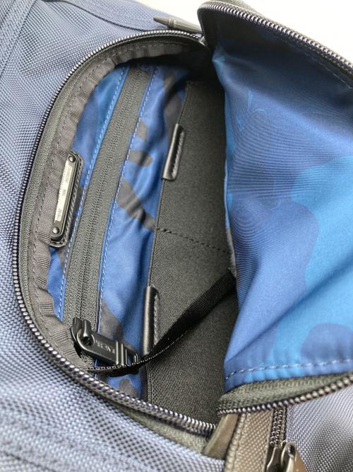 TUMI（トゥミ）TUMI (トゥミ) SOPHNET. (ソフネット) コラボバックパック/アルファ3 ブリーフパック ネイビーの古着・服飾アイテム