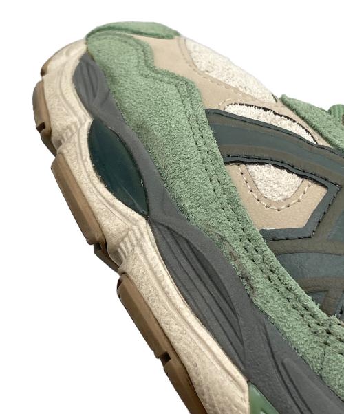 asics（アシックス）asics (アシックス) GEL-NYC FEATHER GREY/TRUFFLE GREY アシックス ゲルエヌワイシー グリーン サイズ: 27.5cmの古着・服飾アイテム