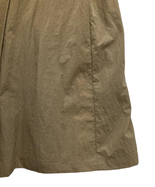 Lisiere（リジェール）Lisiere (リジェール) ECOTTONY NYLON TRENCH COA ベージュ サイズ:FREEの古着・服飾アイテム