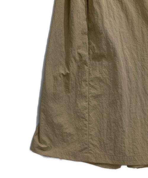 Lisiere（リジェール）Lisiere (リジェール) ECOTTONY NYLON TRENCH COA ベージュ サイズ:FREEの古着・服飾アイテム