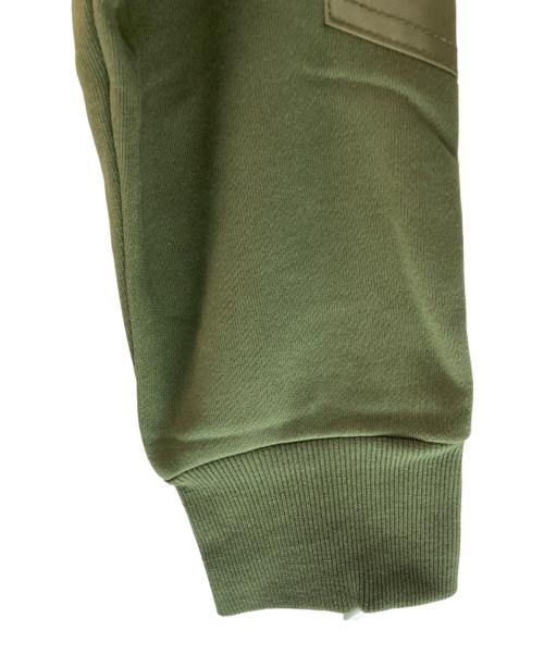 DIESEL（ディーゼル）DIESEL (ディーゼル) S-IVAN SWEAT-SHIRT カーキ サイズ:M 未使用品の古着・服飾アイテム