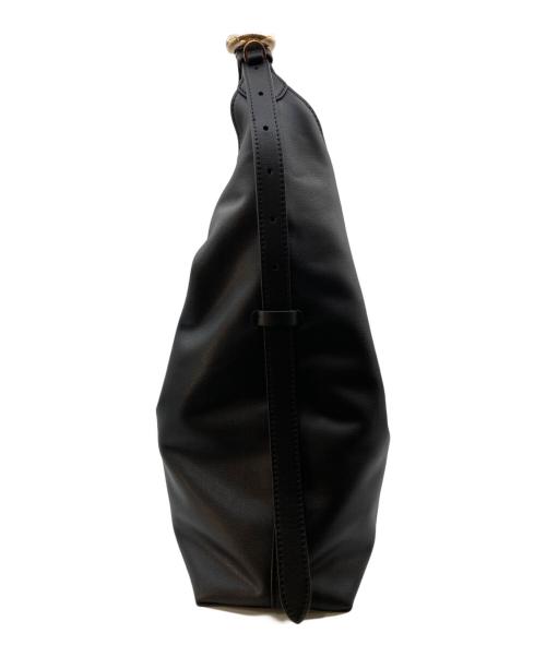 CHARLES & KEITH（チャールズアンドキース）CHARLES & KEITH (チャールズアンドキース) Aislin Hobo Bag/アシュリン ホーボーバッグ ブラック 未使用品の古着・服飾アイテム