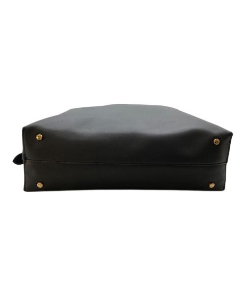 CHARLES & KEITH（チャールズアンドキース）CHARLES & KEITH (チャールズアンドキース) Aislin Hobo Bag/アシュリン ホーボーバッグ ブラック 未使用品の古着・服飾アイテム