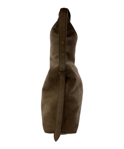CHARLES & KEITH（チャールズアンドキース）CHARLES & KEITH (チャールズアンドキース) Aislin Hobo Bag/アシュリン ホーボーバッグ ベージュ 未使用品の古着・服飾アイテム
