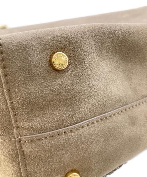 CHARLES & KEITH（チャールズアンドキース）CHARLES & KEITH (チャールズアンドキース) Aislin Hobo Bag/アシュリン ホーボーバッグ ベージュ 未使用品の古着・服飾アイテム