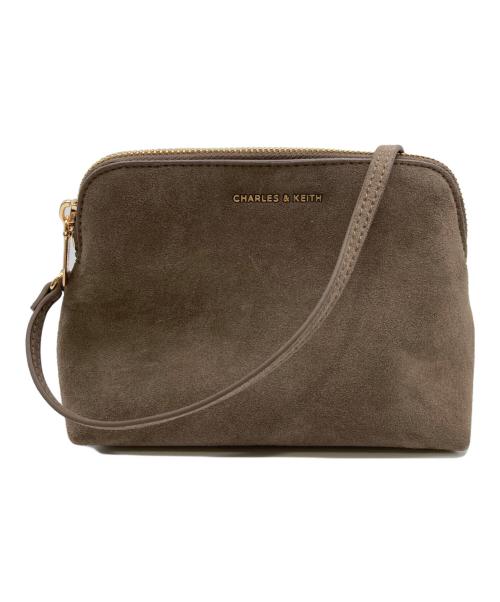 CHARLES & KEITH（チャールズアンドキース）CHARLES & KEITH (チャールズアンドキース) Aislin Hobo Bag/アシュリン ホーボーバッグ ベージュ 未使用品の古着・服飾アイテム