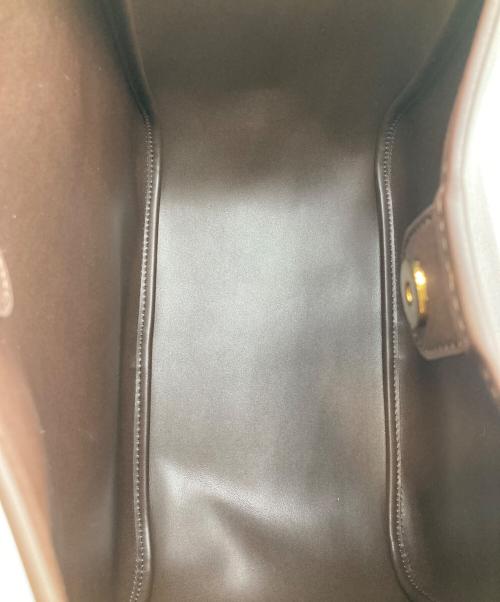 CHARLES & KEITH（チャールズアンドキース）CHARLES & KEITH (チャールズアンドキース) Lyla/ライラ チューブラスラウチートートバッグ(XL) ブラウンの古着・服飾アイテム