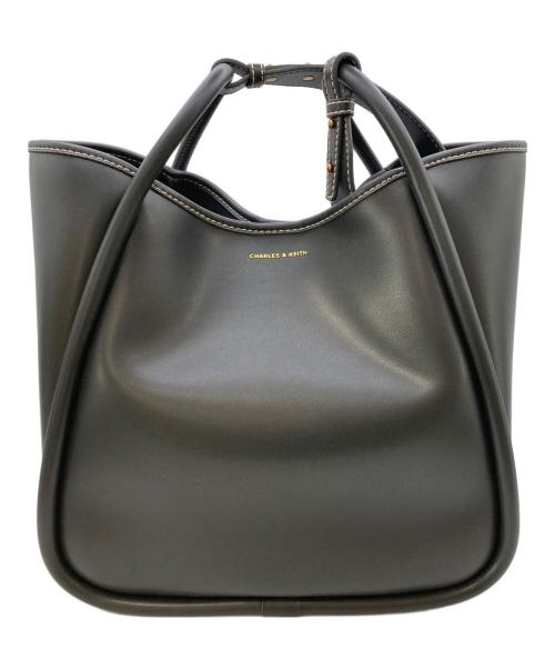 CHARLES & KEITH（チャールズアンドキース）CHARLES & KEITH (チャールズアンドキース) Lyla/ライラ チューブラスラウチートートバッグ(XL) ブラック 未使用品の古着・服飾アイテム