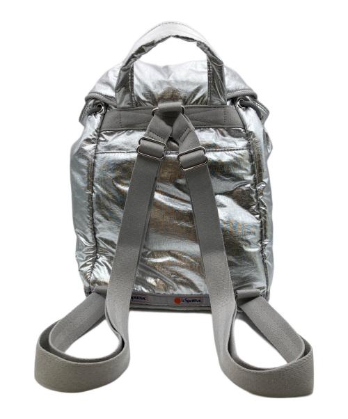 LeSportsac（レスポートサック）LeSportsac (レスポートサック) PUFFY BACKPACK シルバーの古着・服飾アイテム