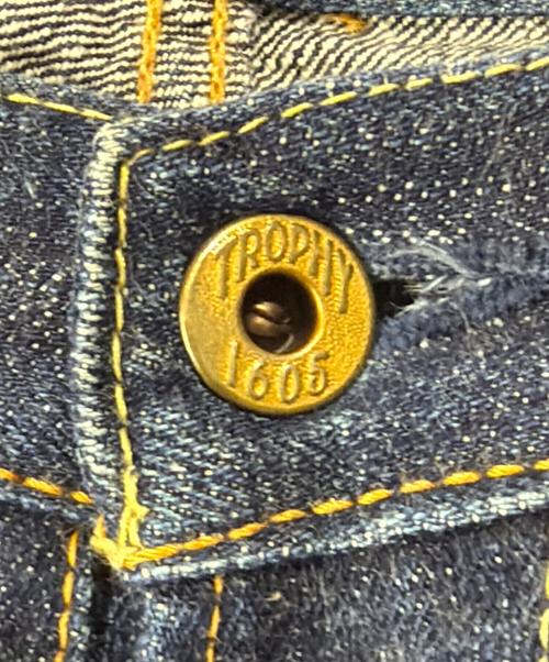 Trophy Clothing（トロフィークロージング）Trophy Clothing (トロフィークロージング) W Knee Standard Dirt Denim インディゴ サイズ:32の古着・服飾アイテム