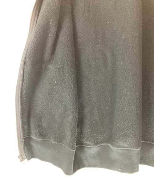A BATHING APE（アベイシングエイプ）A BATHING APE (アベイシングエイプ) ラインストーン スリーブレスパーカー ブラック サイズ:Mの古着・服飾アイテム