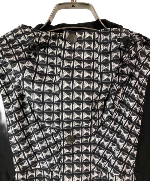 SUPREME（シュプリーム）Supreme (シュプリーム) THE NORTH FACE (ザ ノース フェイス) Studded Mountain Light Jacket/スタッズ マウンテン ライトジャケット　マウンテンパーカー ブラック サイズ:Ｓの古着・服飾アイテム