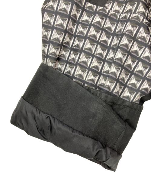 SUPREME（シュプリーム）Supreme (シュプリーム) THE NORTH FACE (ザ ノース フェイス) Studded Mountain Light Jacket/スタッズ マウンテン ライトジャケット　マウンテンパーカー ブラック サイズ:Ｓの古着・服飾アイテム