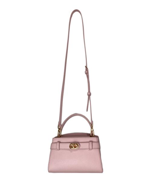 CHARLES & KEITH（チャールズアンドキース）CHARLES & KEITH (チャールズアンドキース) ブリエル クロックエフェクトトップハンドルバッグ ピンクの古着・服飾アイテム