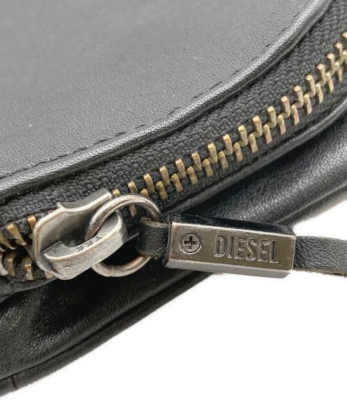 DIESEL（ディーゼル）DIESEL (ディーゼル) y2k スタッズレザーワンショルダーバッグ ブラックの古着・服飾アイテム