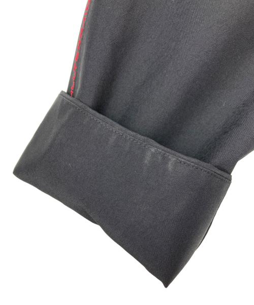 JJJJound（ジョウンド）JJJJound (ジョウンド) DESCENTE (デサント) HARD SHELL JACKET /ハードシェルジャケット ブラック サイズ:Ｌの古着・服飾アイテム