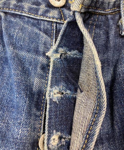 LEVI'S（リーバイス）LEVI'S (リーバイス) 復刻702XX シンチバックデニムパンツ インディゴ サイズ:33の古着・服飾アイテム