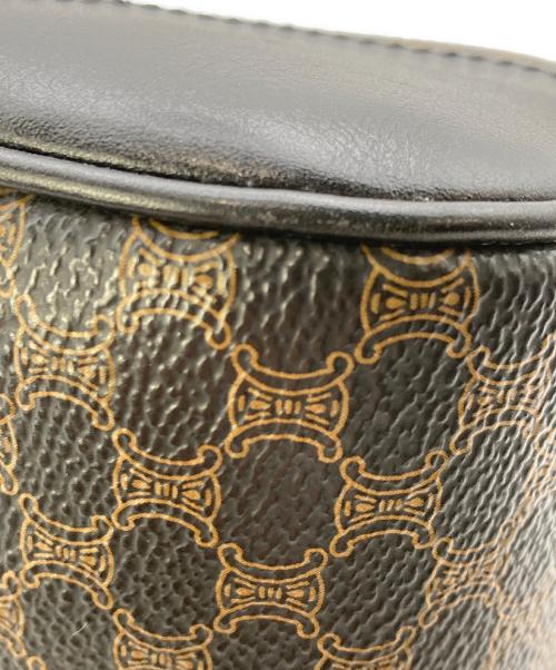 CELINE（セリーヌ）CELINE (セリーヌ) マカダム柄ワンショルダーバッグ ブラック×ベージュの古着・服飾アイテム