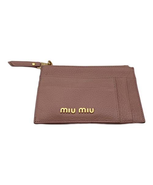 MIU MIU（ミュウミュウ）MIU MIU (ミュウミュウ) マドラス フラグメントケース ピンクの古着・服飾アイテム
